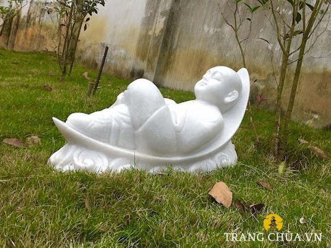 Chùa Bảo Tháp nằm tại thôn Thượng Phúc, xã Tả Thanh Oai, huyện Thanh Trì, thành phố Hà Nội.