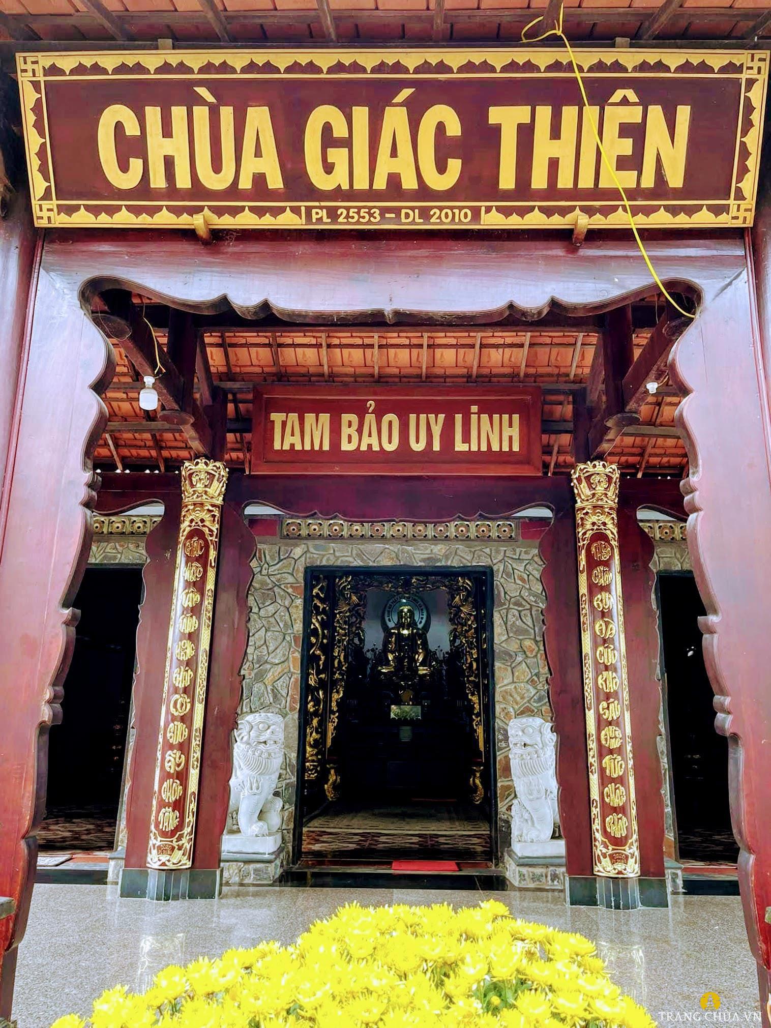 Chùa Giác Thiên nằm ở vị trí trung tâm thành phố Vĩnh Long, gần với nhiều địa điểm du lịch nổi tiếng như Chợ Vĩnh Long, Công viên Văn Lang.