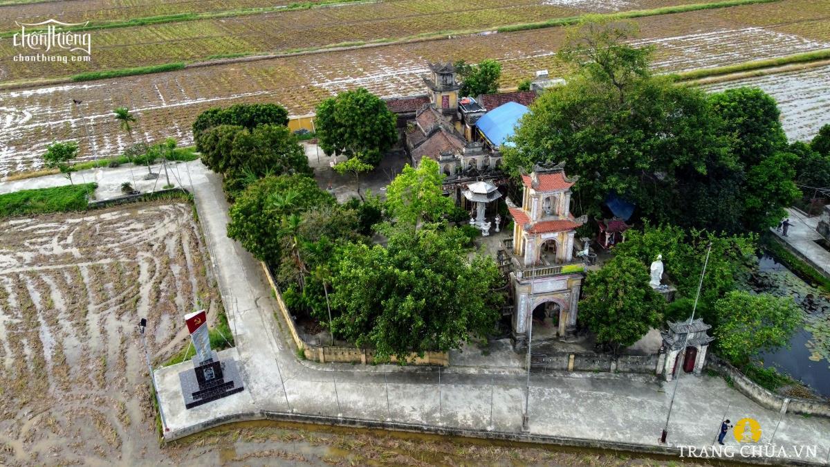 Chùa Linh Quang (Quần Chử) – Nét Cổ Kính Giữa Lòng Trực Ninh, Nam Định