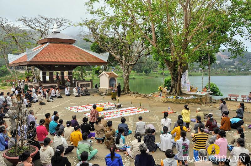 Chùa Phật Lớn Điểm đến tâm linh linh thiêng tại An Giang