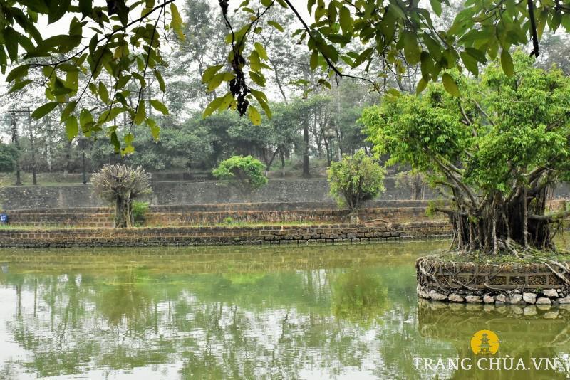 Đền An Dương Vương không chỉ là một di tích lịch sử mà còn là nơi lưu giữ những giá trị tâm linh sâu sắc.